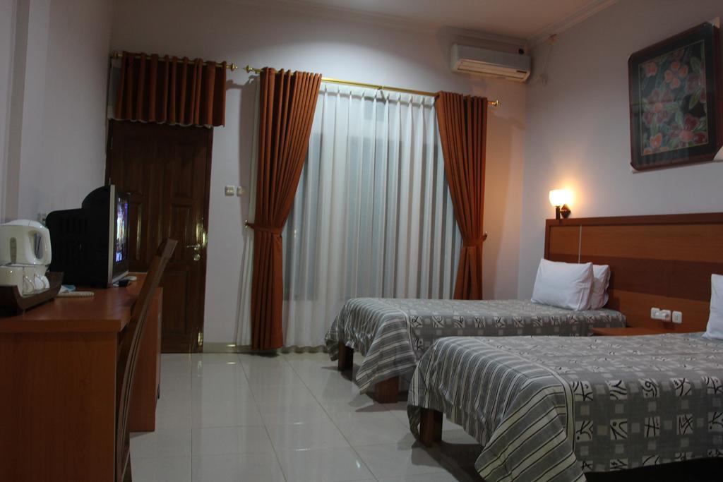 Hotel Bintang Redannte Garut Oda fotoğraf